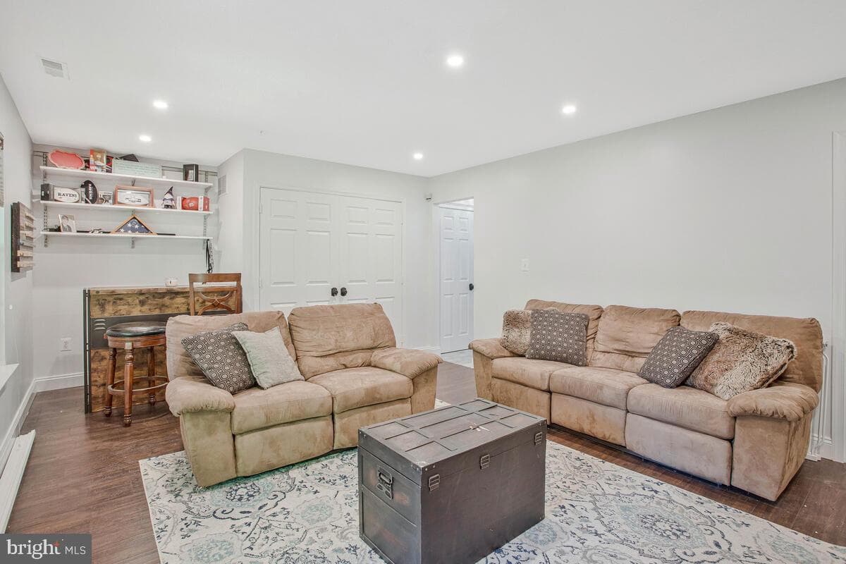 628 Talon Court photo 16