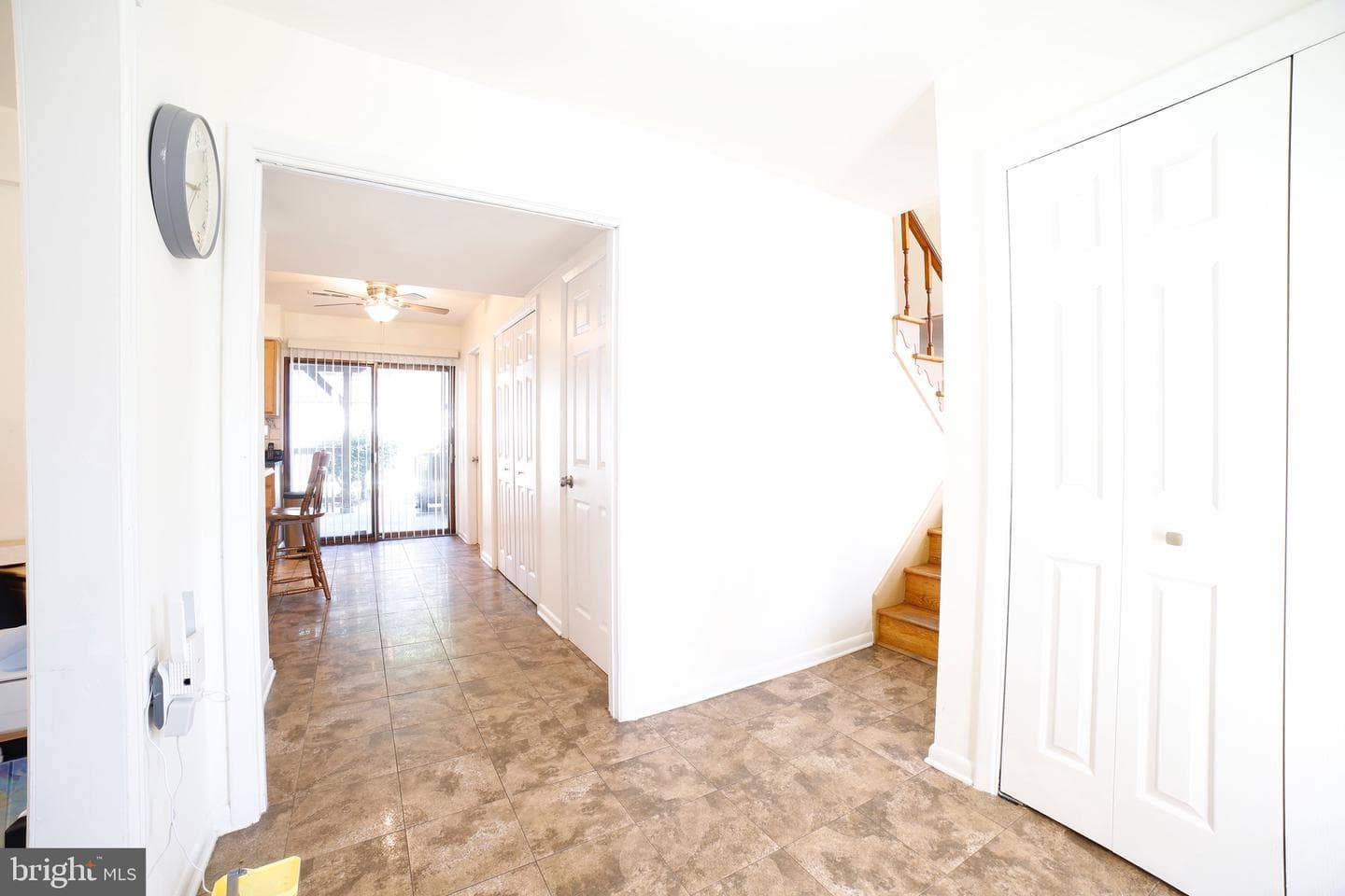 399 Hilltop Lane photo 2