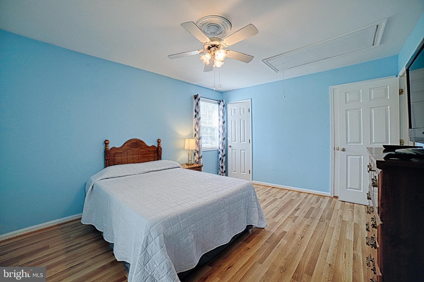 399 Hilltop Lane photo 32