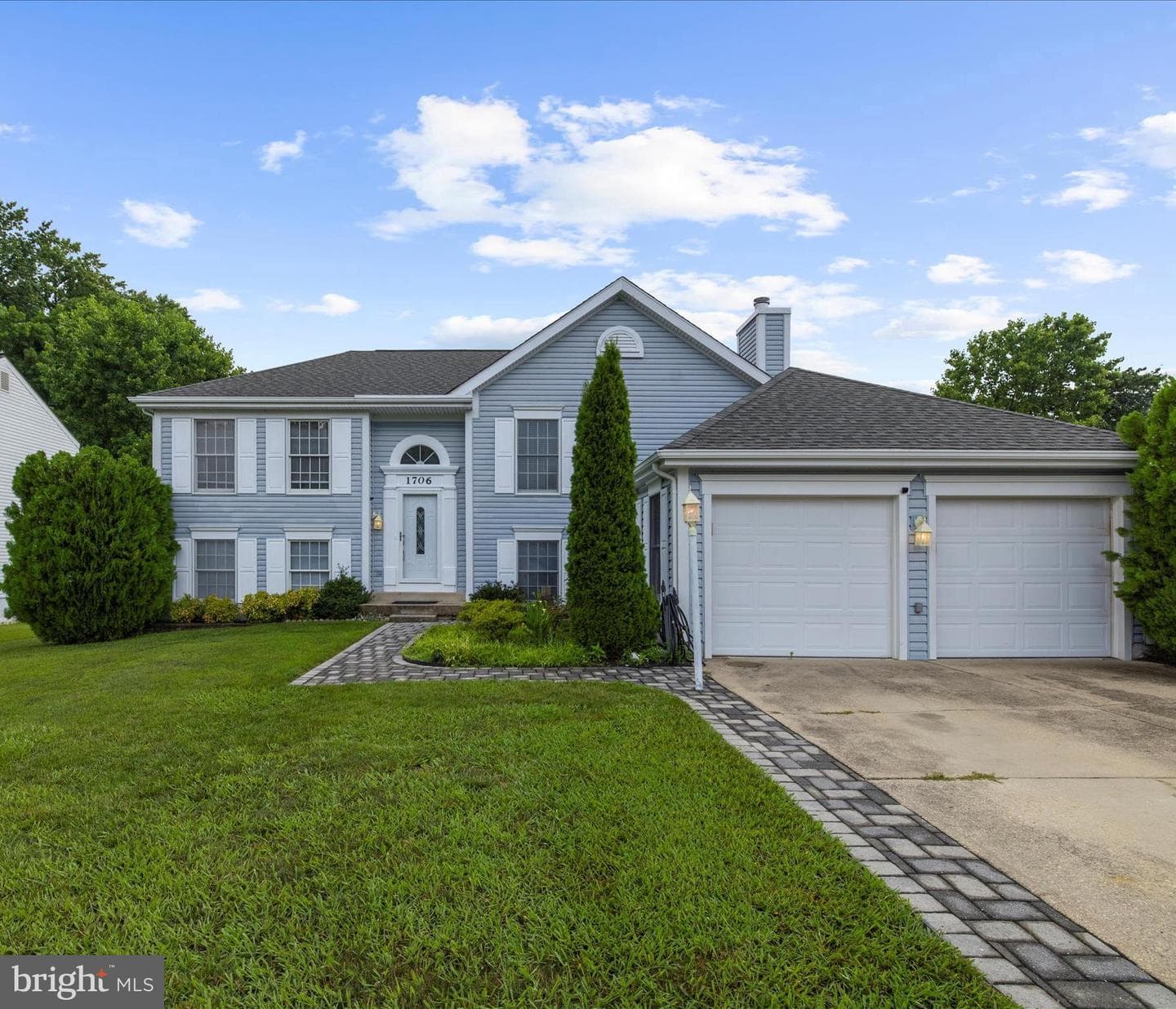 1706 Angel Court photo 1