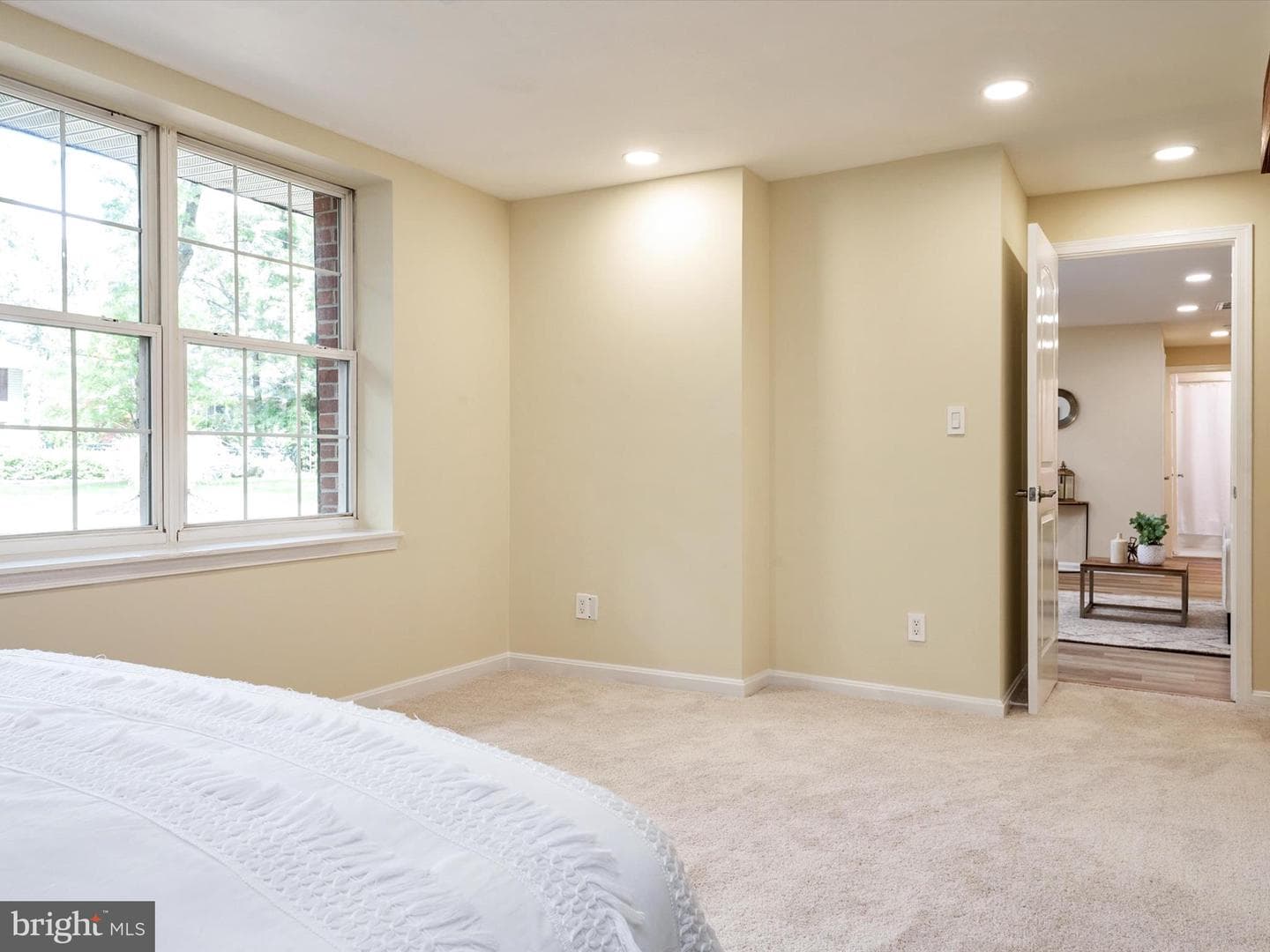 1395 Rainbow Drive photo 8