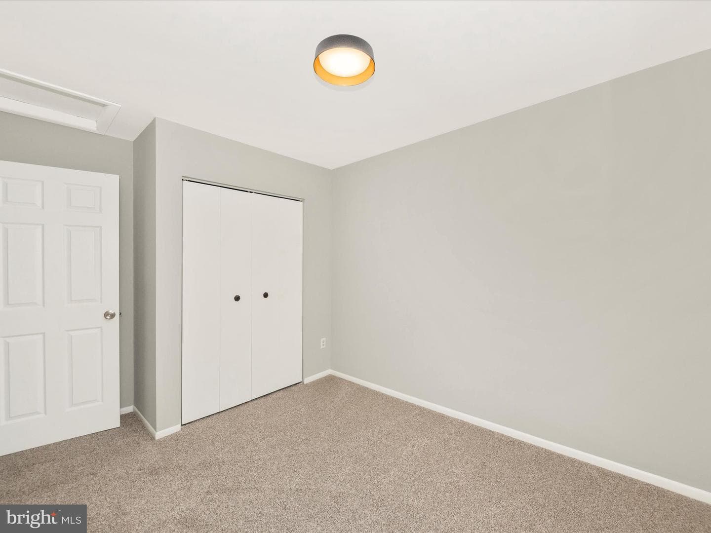1851 Dove Court photo 24