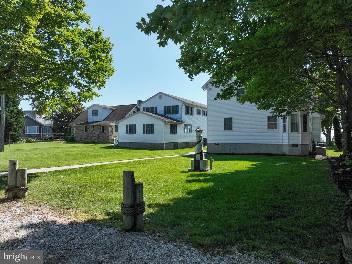 8227 Bayside Drive photo 71