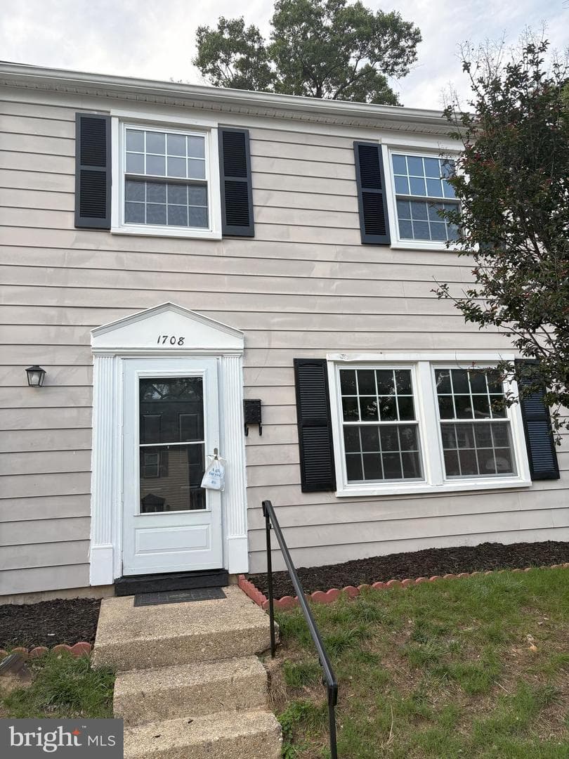 1708 Granite Court photo 1