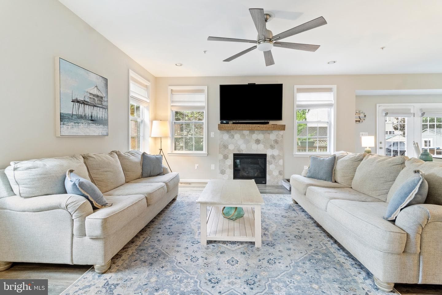 603 Manor Road photo 4