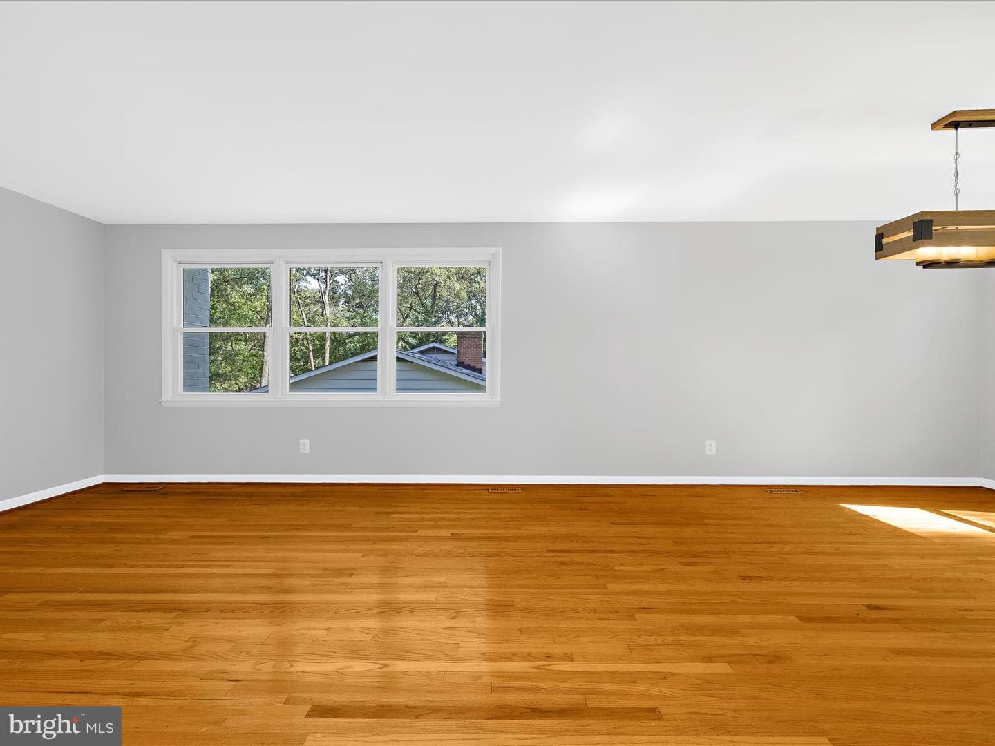 220 Falcon Drive photo 16