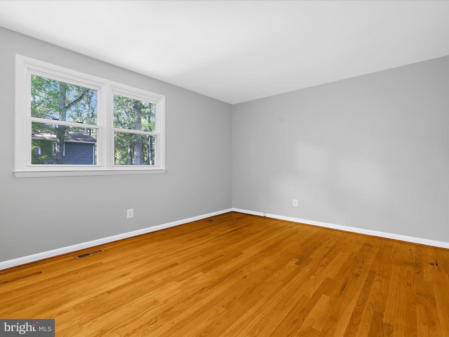 220 Falcon Drive photo 21
