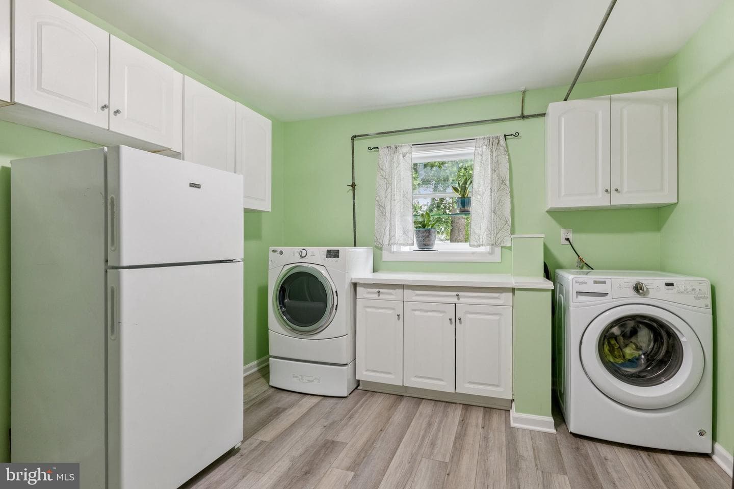 983 Sunny Court photo 16