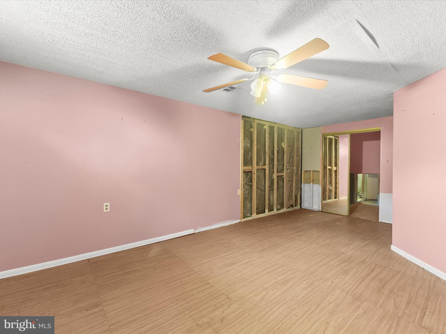 907 Princeton Terrace photo 33