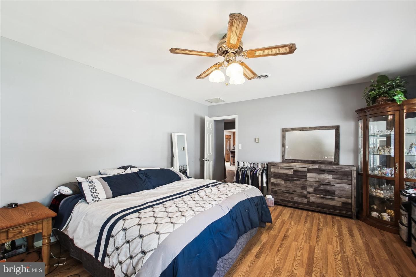 4723 Washington Avenue photo 42