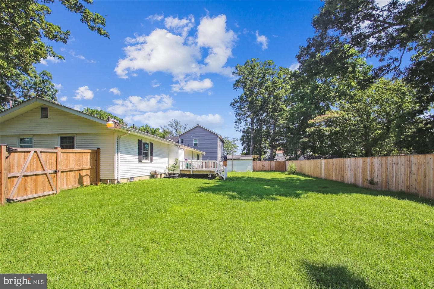 4723 Washington Avenue photo 5