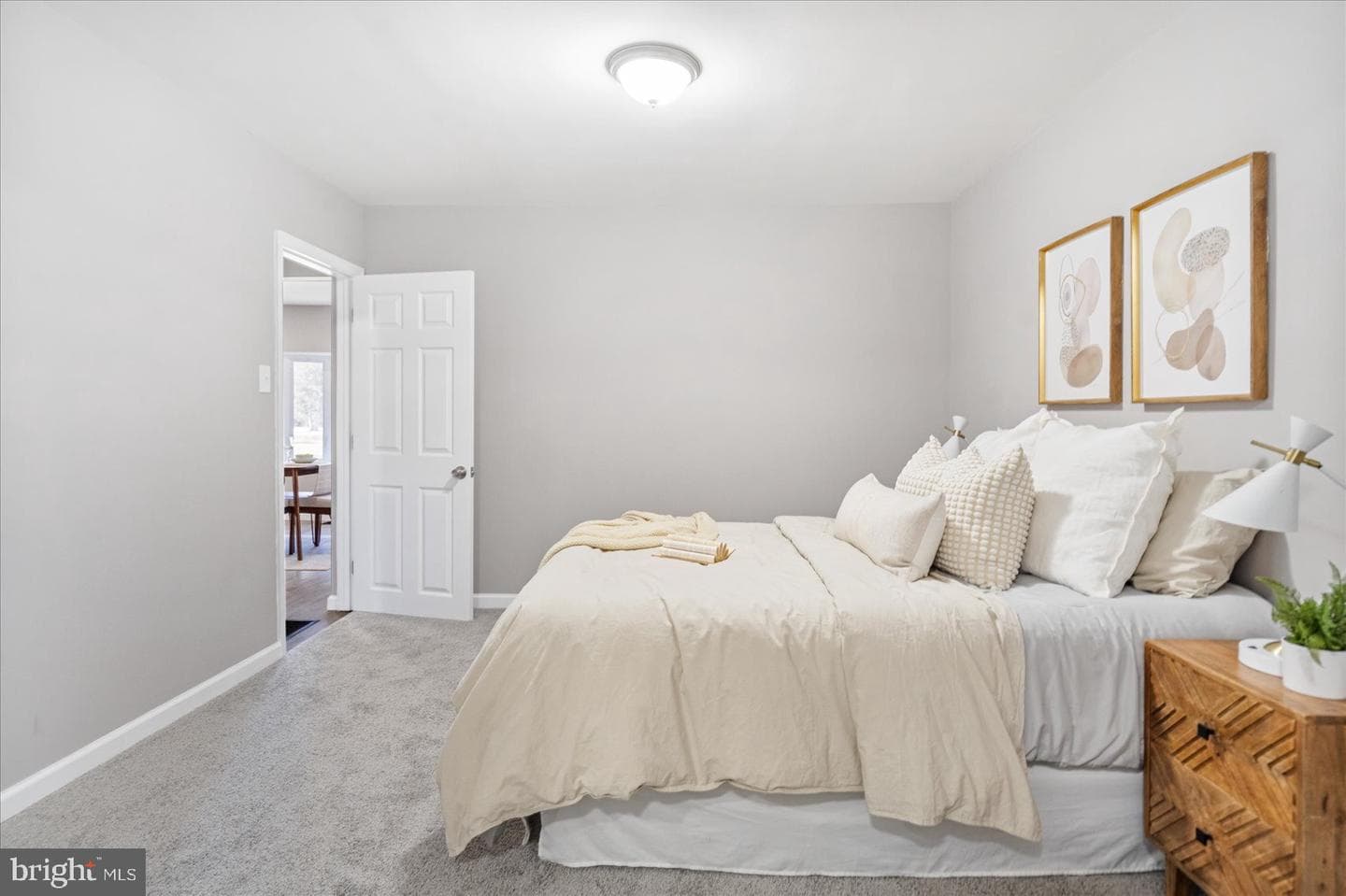 901 Chesterfield Road photo 27