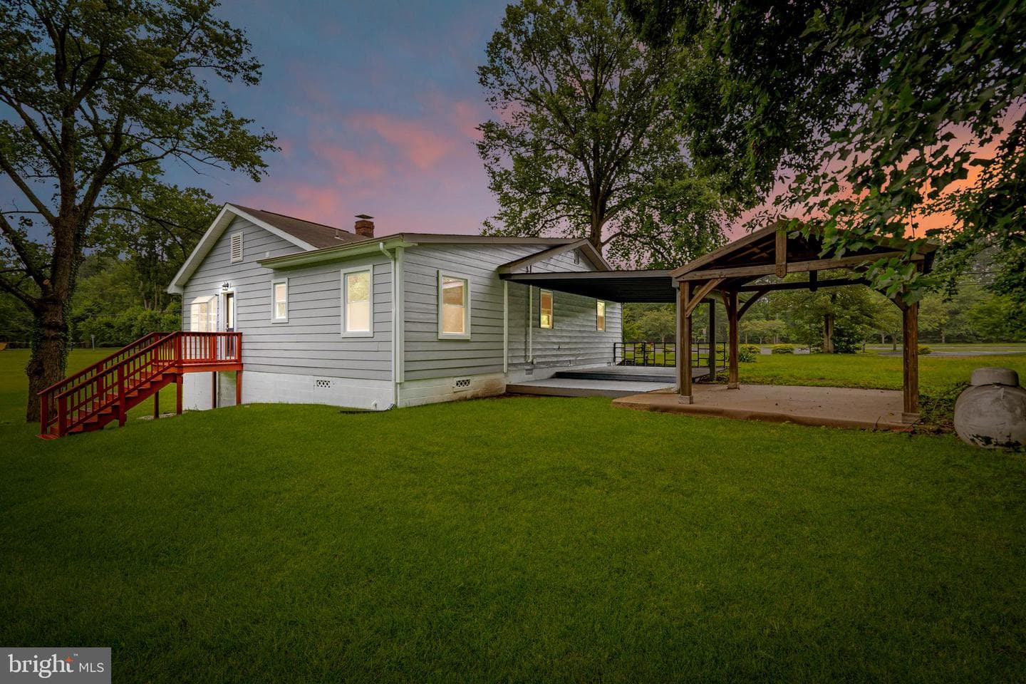 901 Chesterfield Road photo 48
