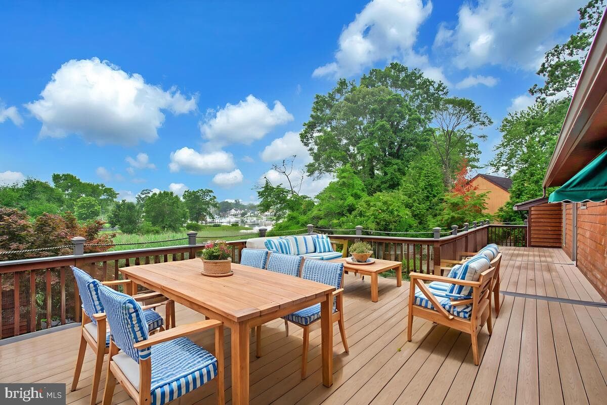 1428 Oak Bluff Road photo 8