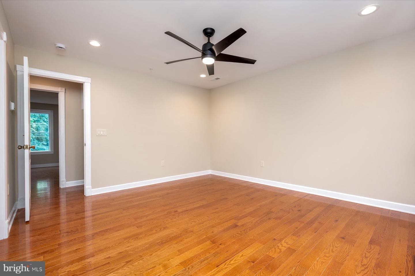 2054 Shore Drive photo 19