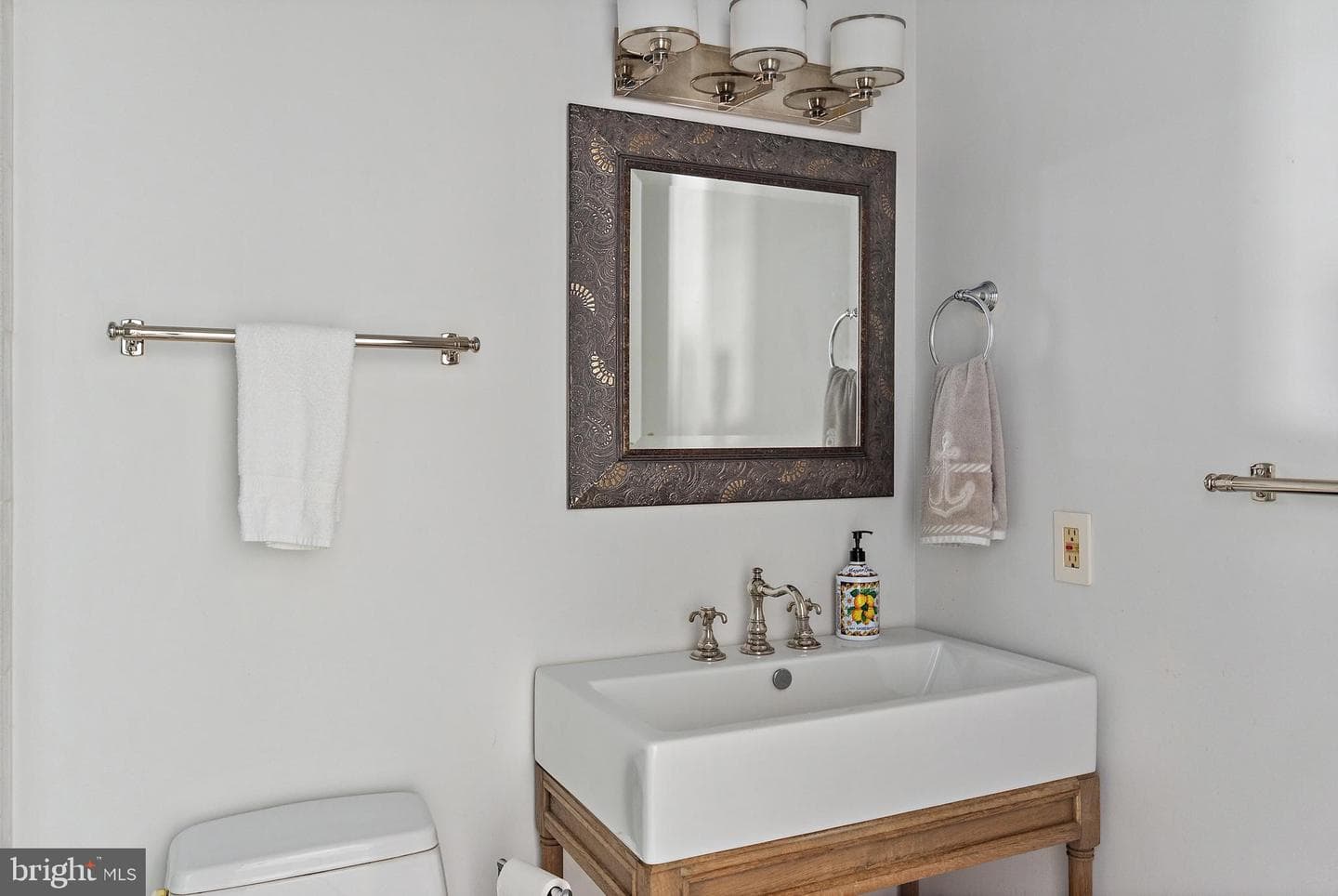38 Chesapeake Landing photo 39