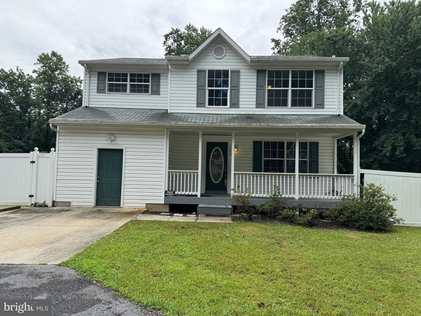 1809 Labrott Lane photo 1