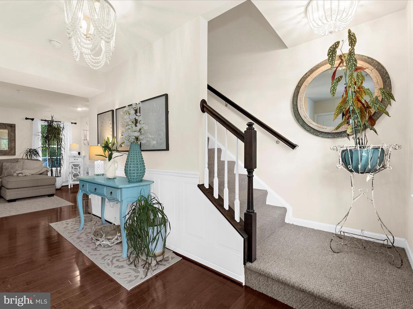 8110 Laurnick Drive photo 3