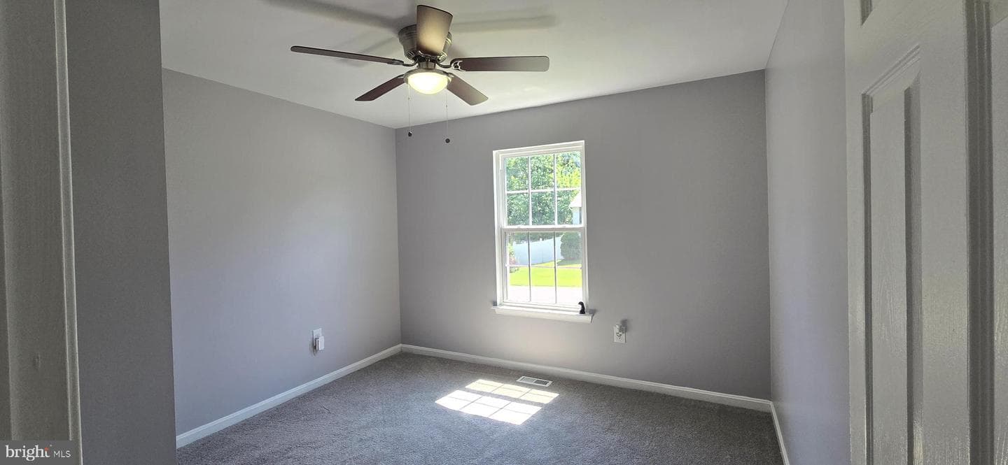 634 Riden Street photo 11