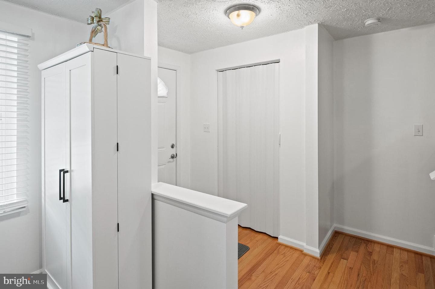 8059 Wolsey Court photo 4