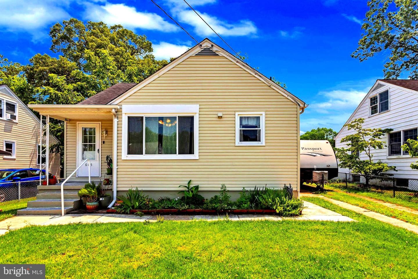 605 Newfield Road photo 26