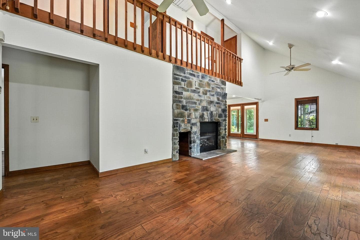 5609 Bay Breeze Court photo 24