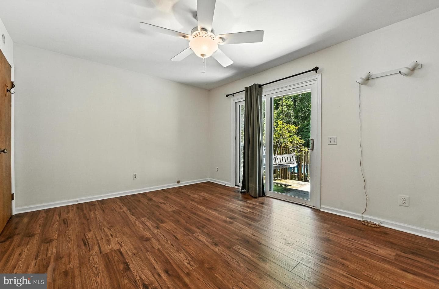 5609 Bay Breeze Court photo 32