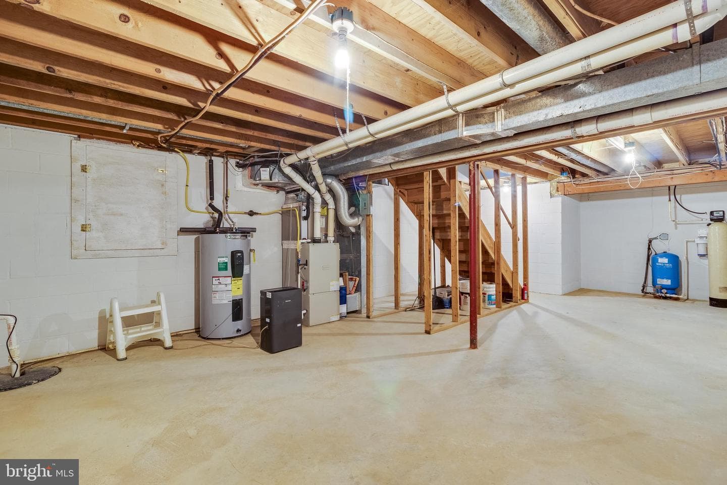 1515 Romeo Lane photo 36