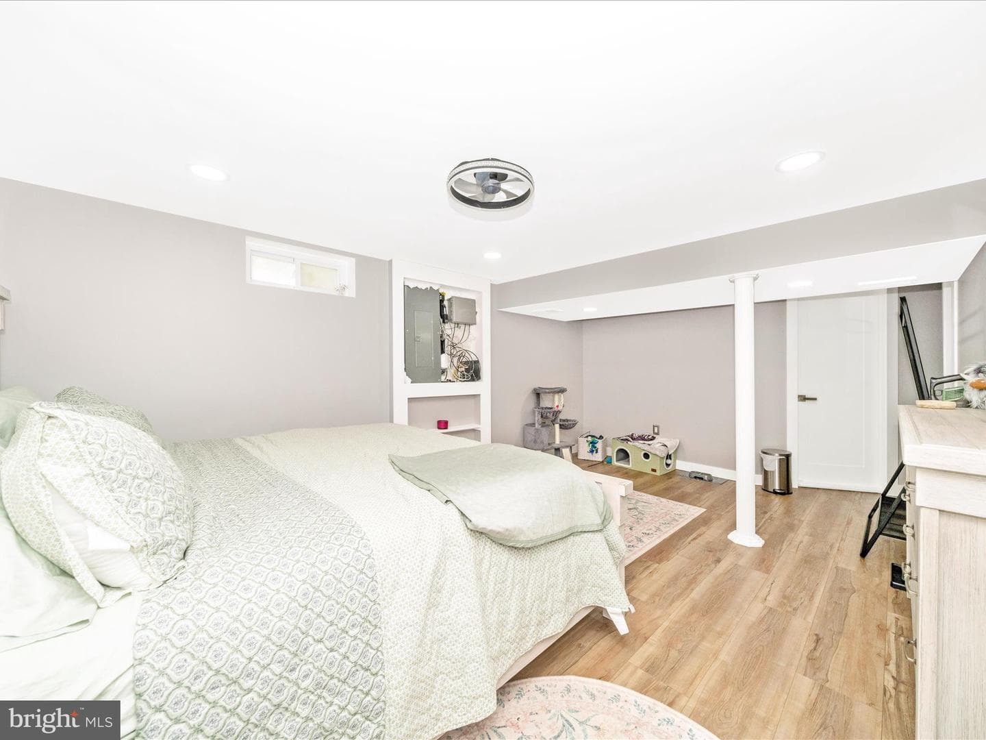 410 Melrose Avenue photo 31