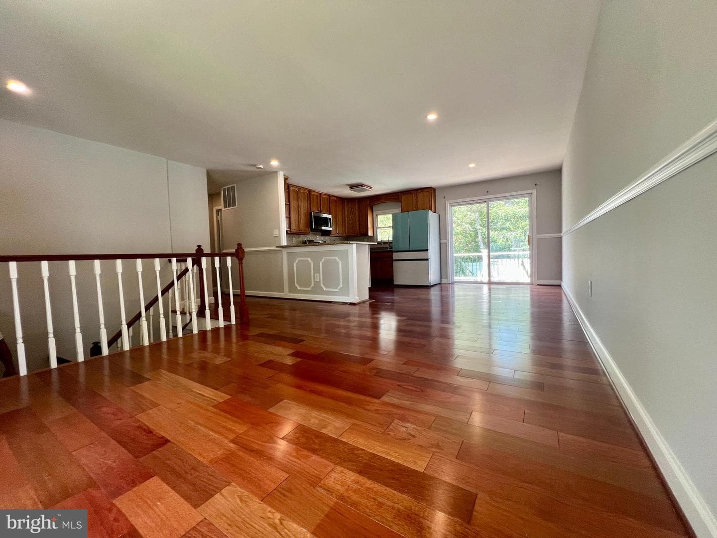 900 Princeton Terrace photo 2