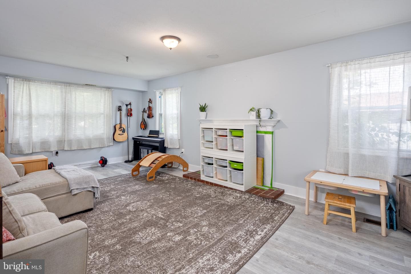 1794 Rochester Street photo 7