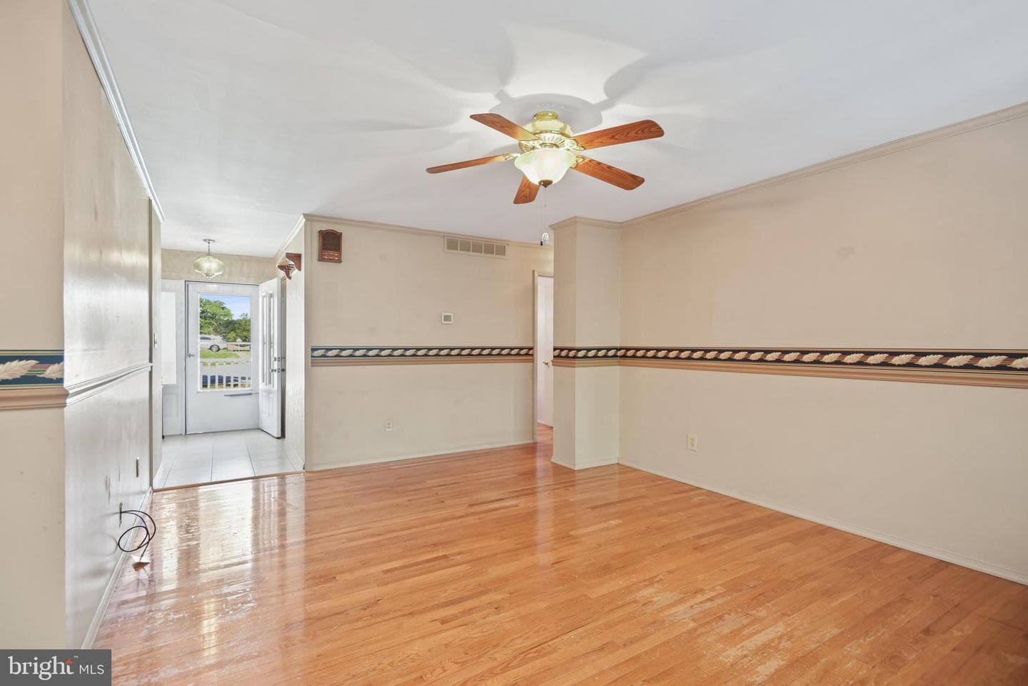 7923 Oakwood Road photo 5