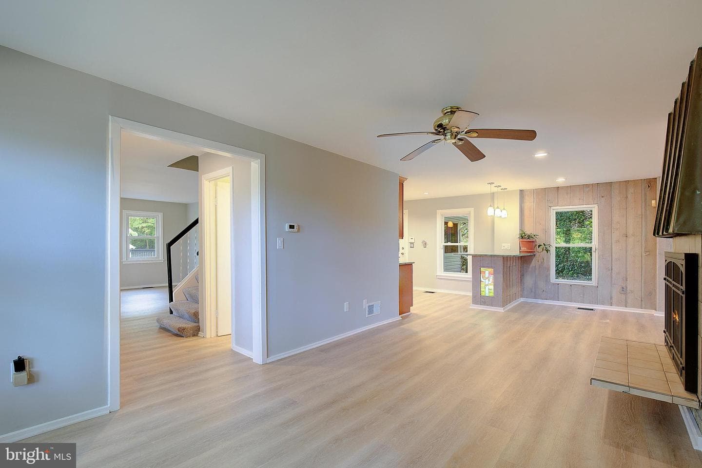 349 Arbutus Drive photo 10