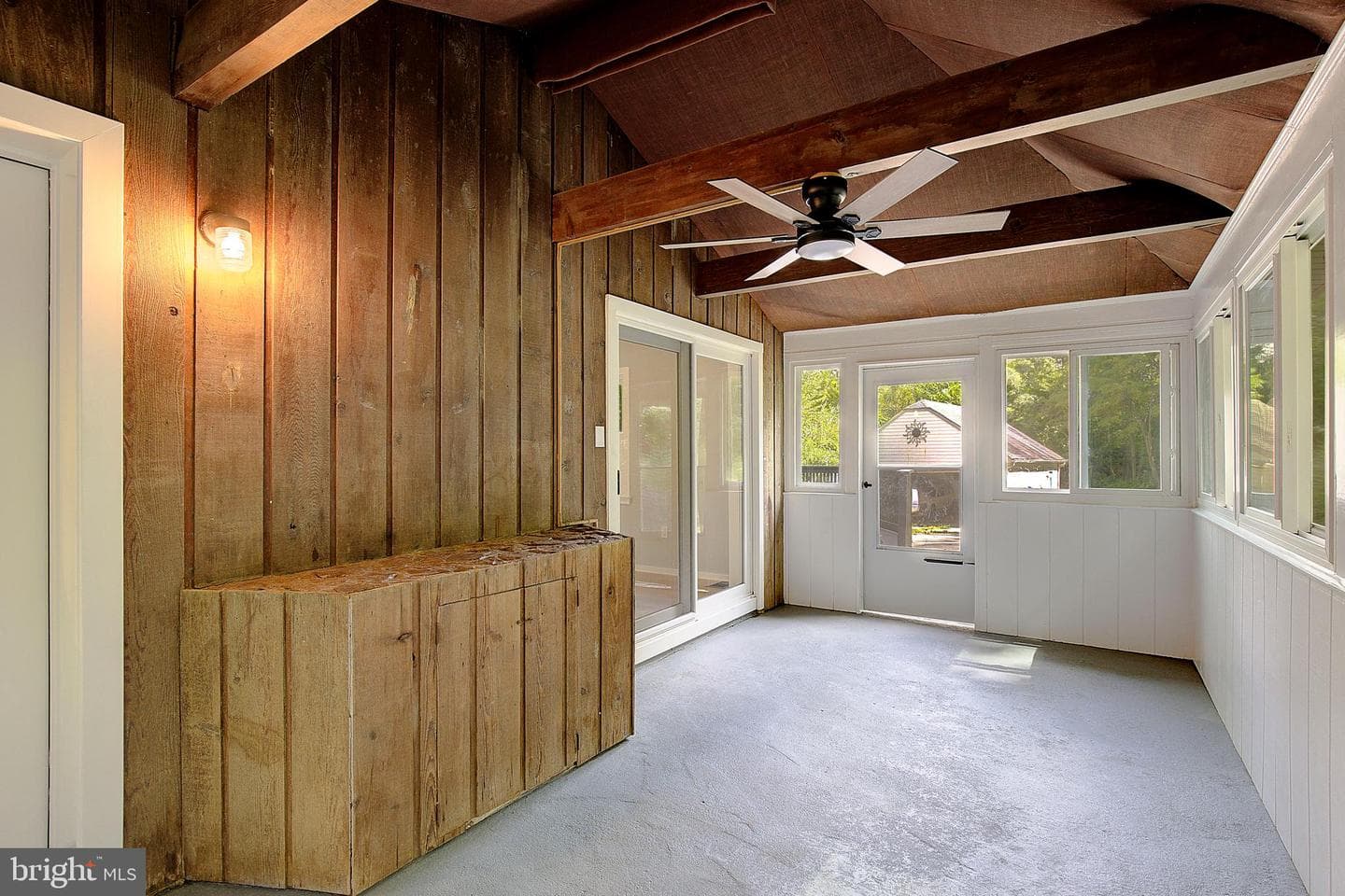 349 Arbutus Drive photo 27