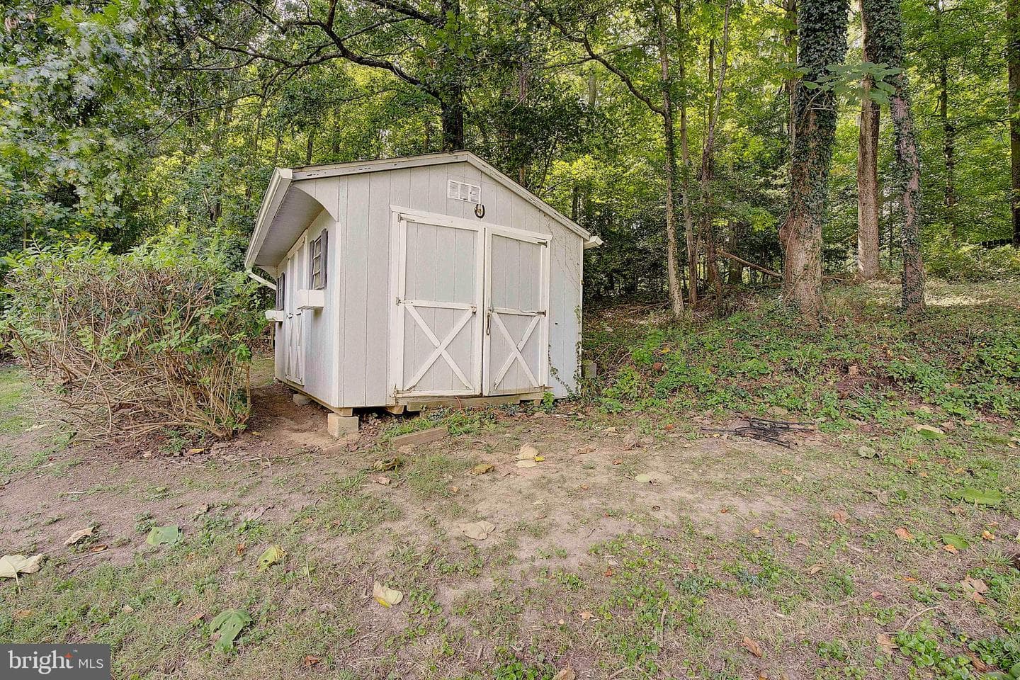 349 Arbutus Drive photo 57