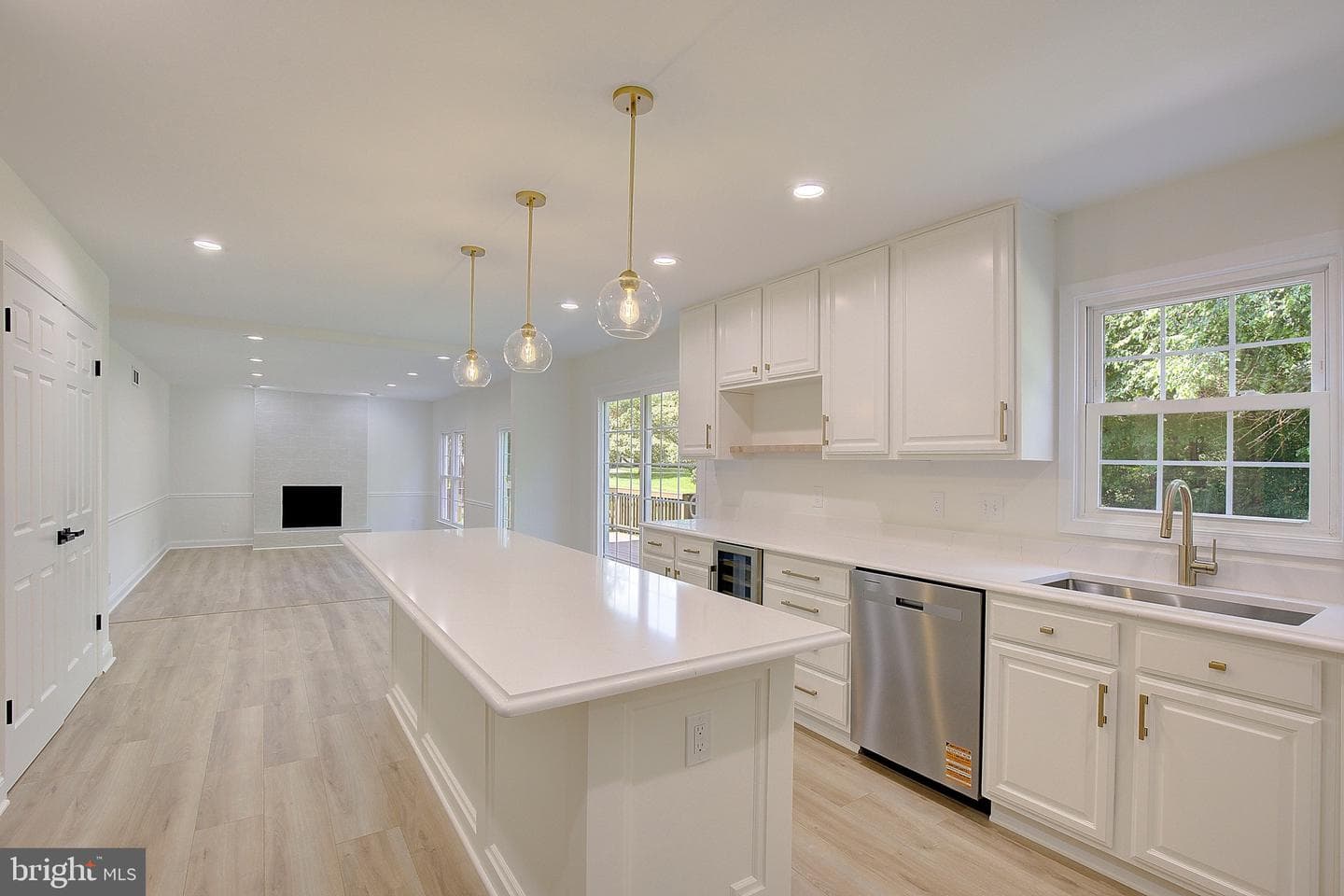 1733 Mayfair Place photo 7