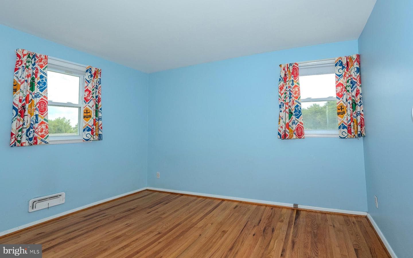 208 Ardmore Road photo 27