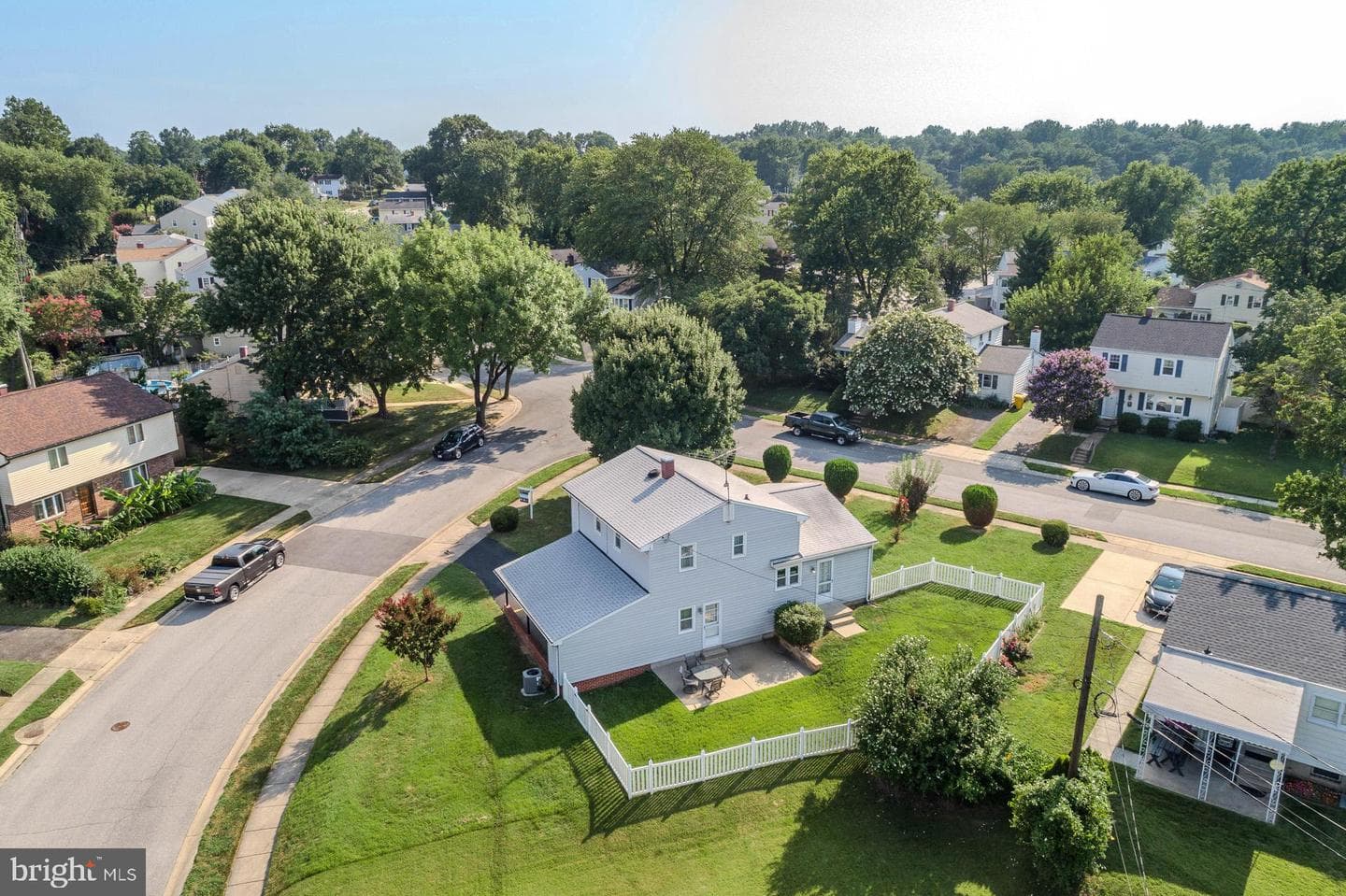 208 Ardmore Road photo 41