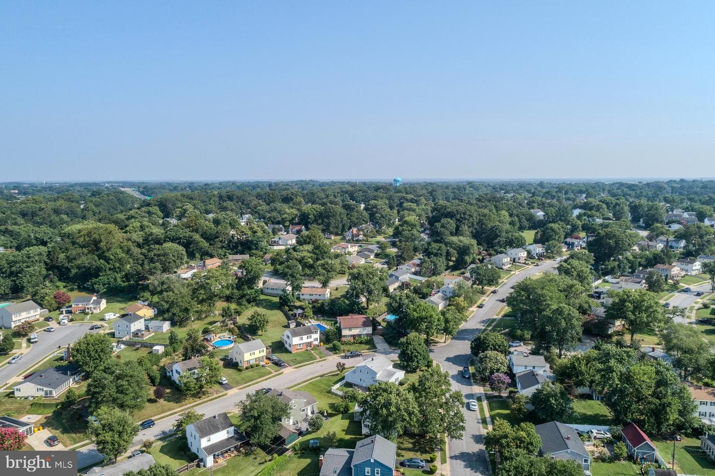 208 Ardmore Road photo 46