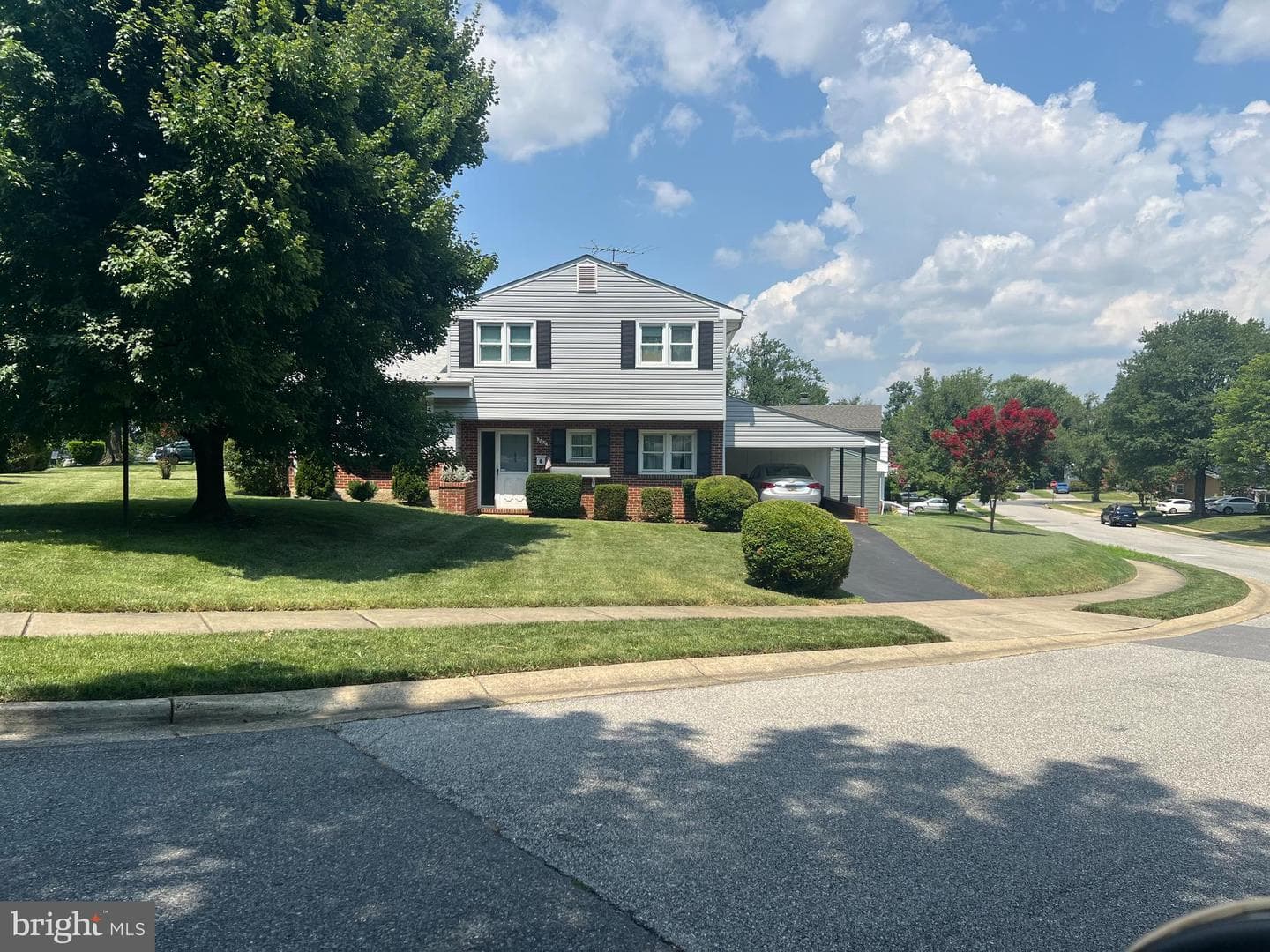 208 Ardmore Road photo 52