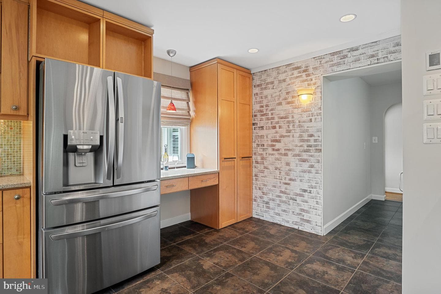 735 Glenwood Street photo 33