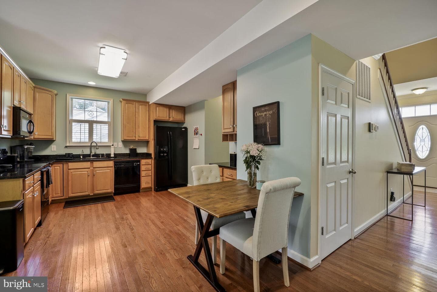 214 Poplar Avenue photo 8