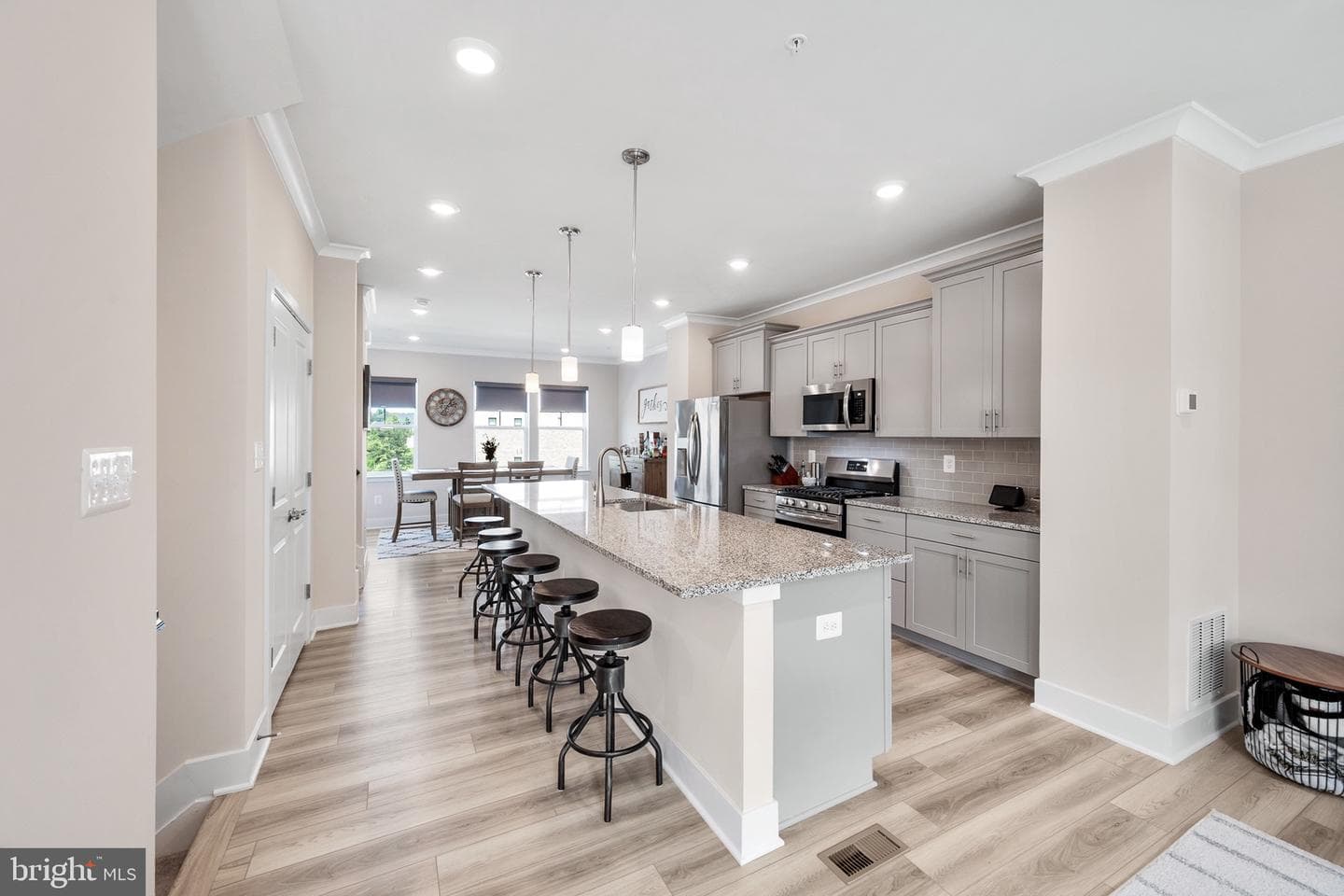 630 Chalcedony Lane photo 6