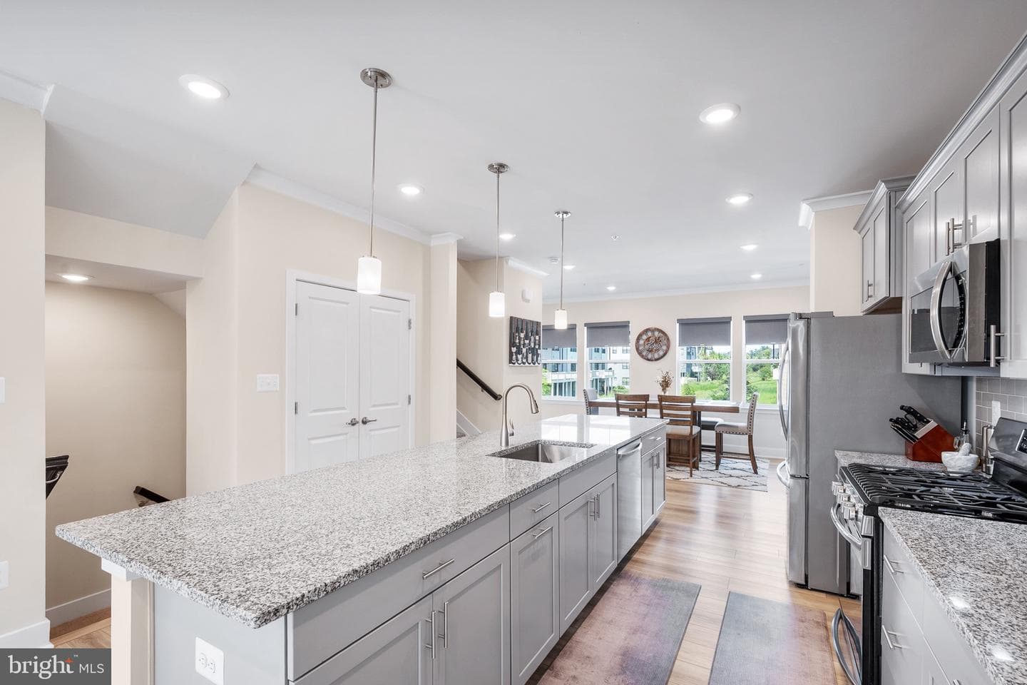 630 Chalcedony Lane photo 8