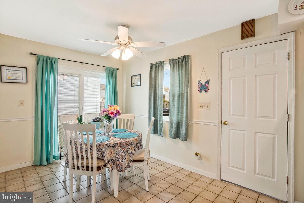 1216 Grove Avenue photo 14