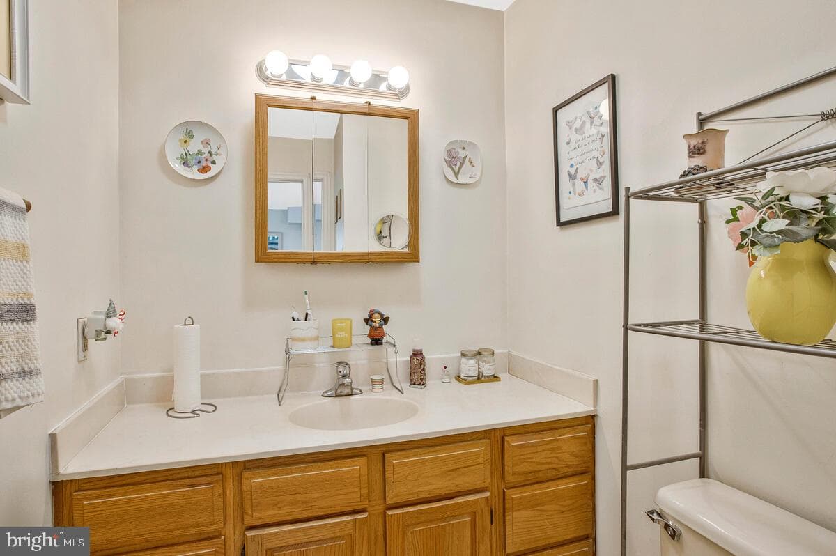1216 Grove Avenue photo 16