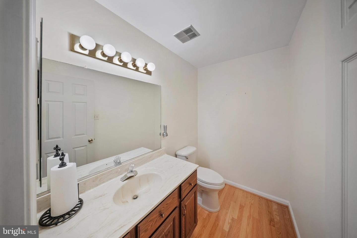 193 Southdown Road photo 19