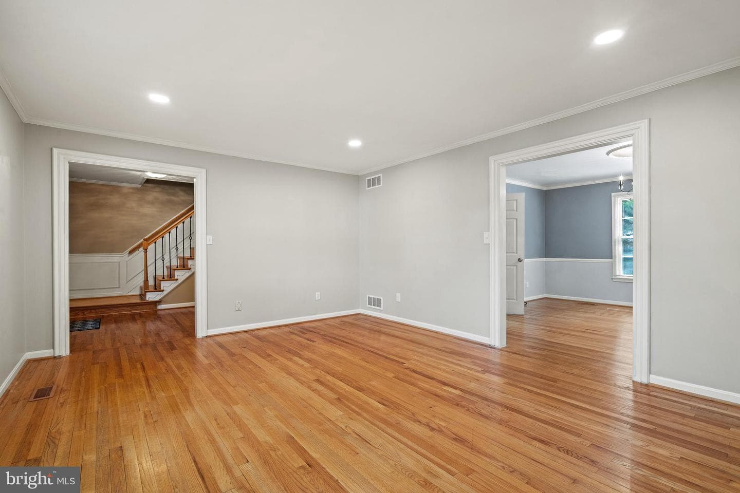 467 Cornwall Court photo 16