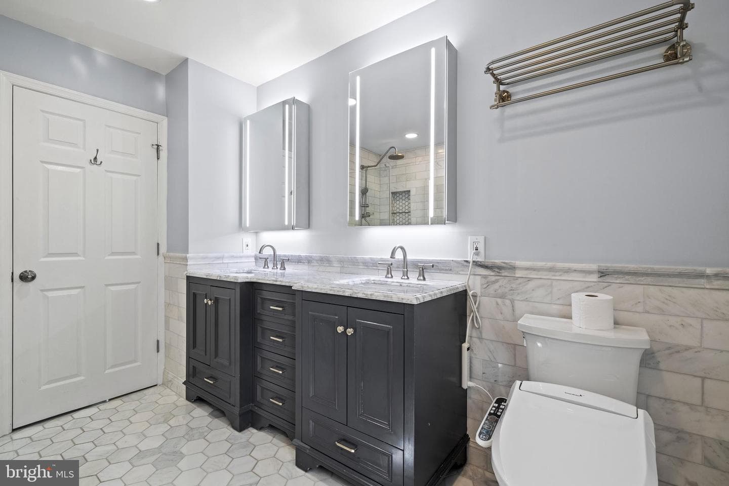 467 Cornwall Court photo 34