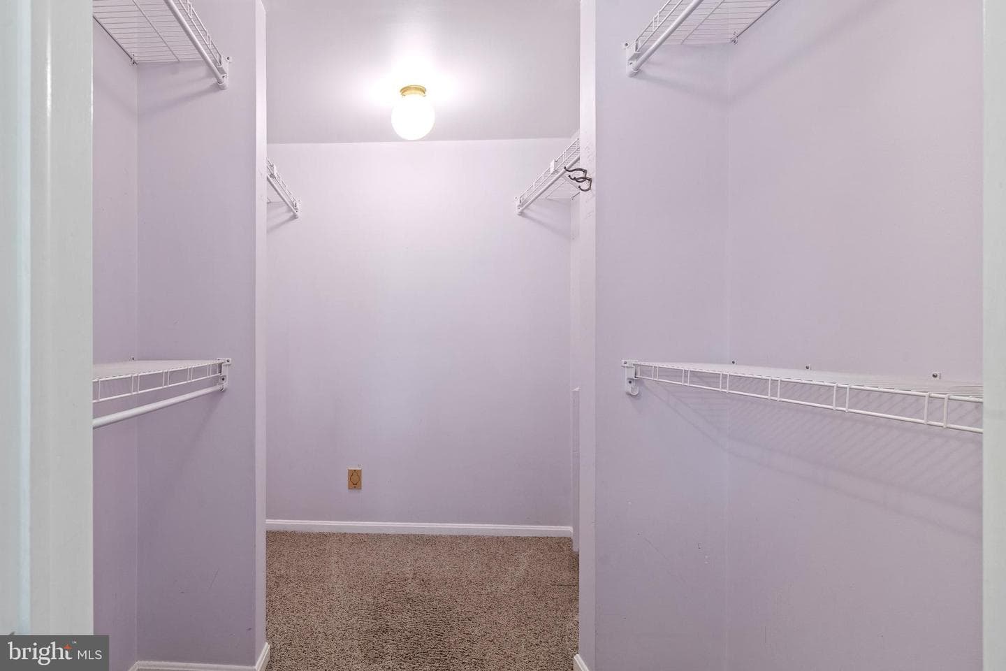 467 Cornwall Court photo 37